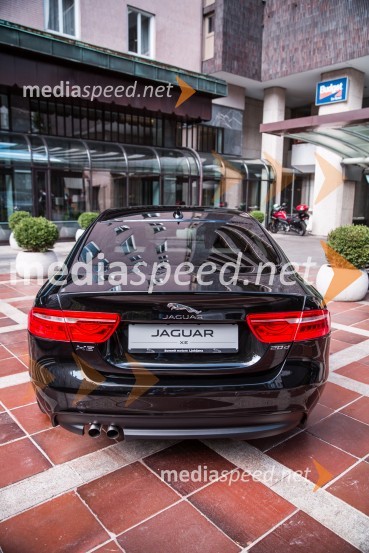 Jaguar XEJaguar XE, slovenska predstavitev