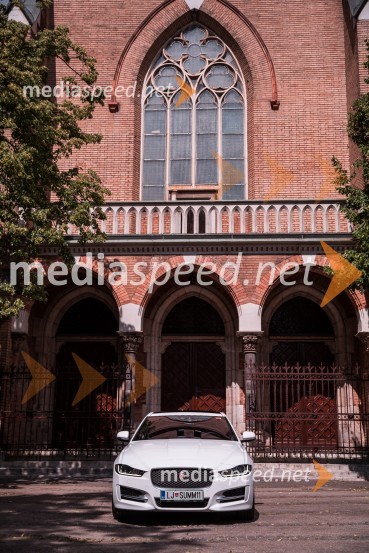 Jaguar XEJaguar XE, slovenska predstavitev