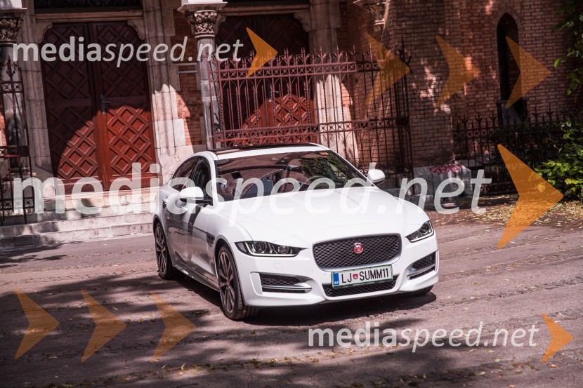 Jaguar XEJaguar XE, slovenska predstavitev