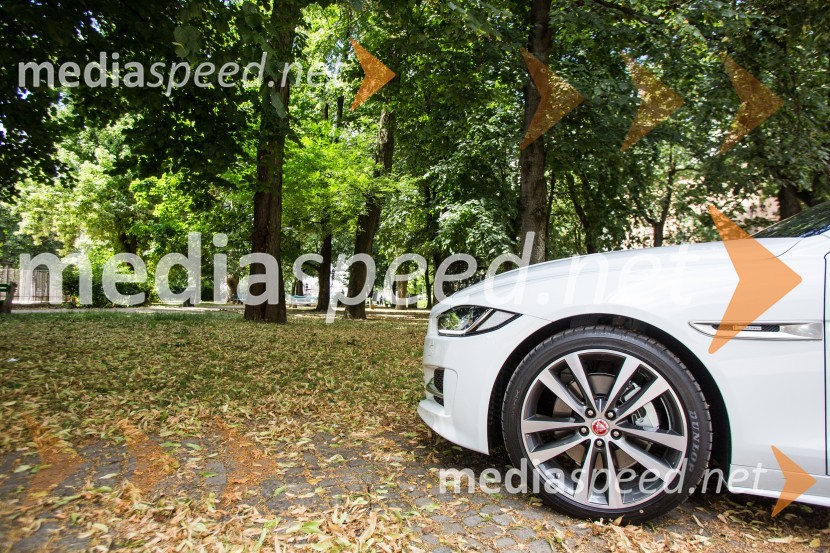 Jaguar XEJaguar XE, slovenska predstavitev
