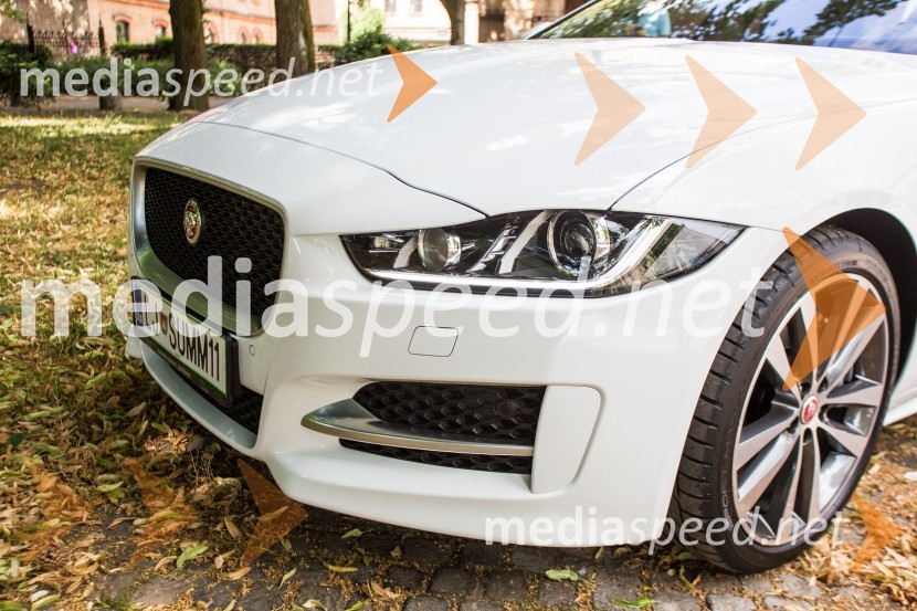 Jaguar XEJaguar XE, slovenska predstavitev