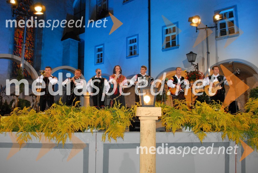 Ansambel Bratov Gašperič38. slovenski festival domače zabavne glasbe Ptuj 2007