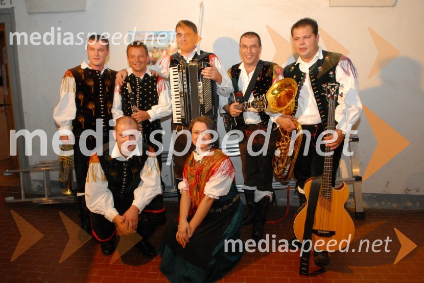 Ansambel Bratov Gašperič38. slovenski festival domače zabavne glasbe Ptuj 2007