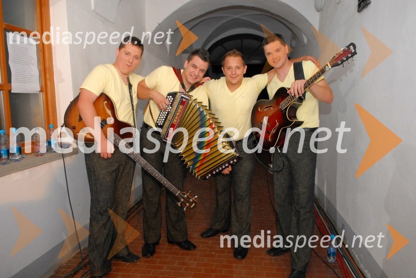 Ansambel Novi spomini38. slovenski festival domače zabavne glasbe Ptuj 2007