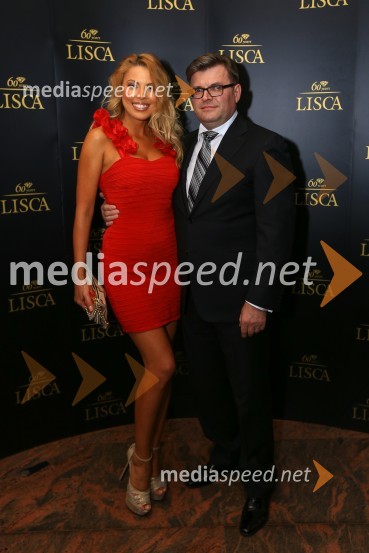  Tina Katanić, manekenka, Kraljica Hrvaške 2006;  Dari Južna,  lastnik podjetja LiscaLisca, predstavitev kolekcije pomlad poletje 2016