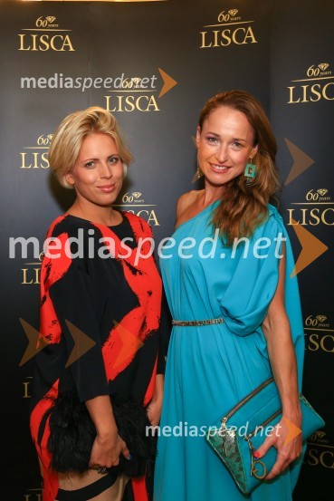  Manja Stević Plesnar, voditeljica;  Martina Vrhovnik, vizažistkaLisca, predstavitev kolekcije pomlad poletje 2016