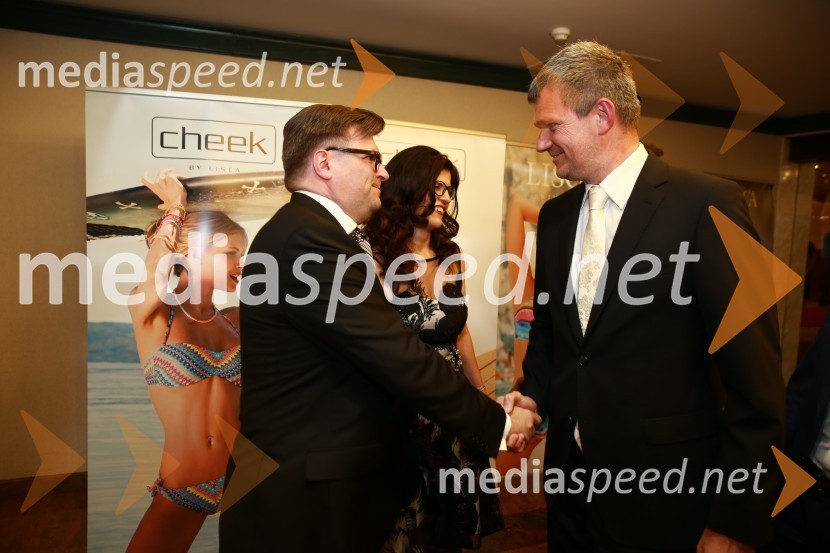  Dari Južna,  lastnik podjetja Lisca; mag. Tomaž  Berločnik, predsednik uprave Petrol d.d.Lisca, predstavitev kolekcije pomlad poletje 2016