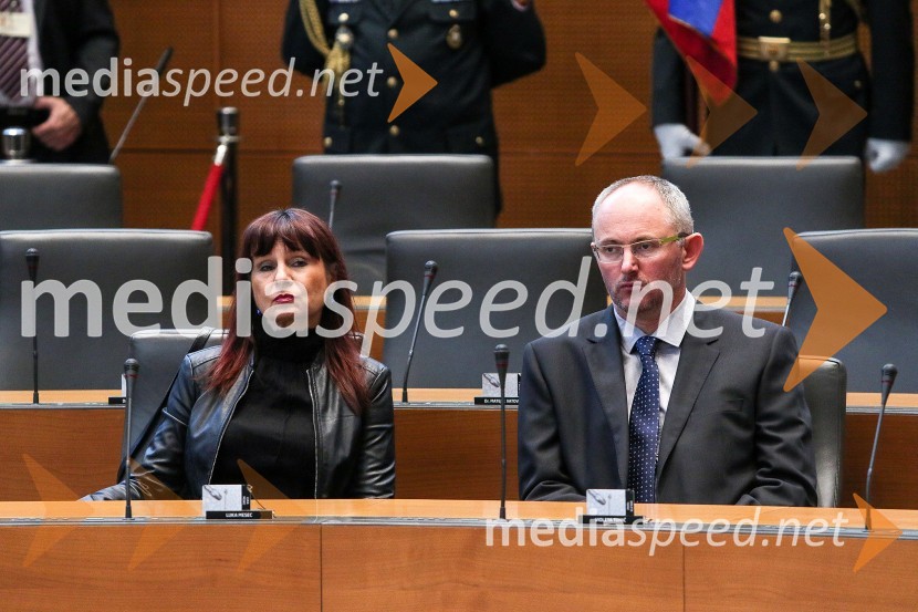  Violeta Tomić, igralka, poslanka ZL; dr. Franc Trček, poslanec ZLProslava ob Dnevu državnosti