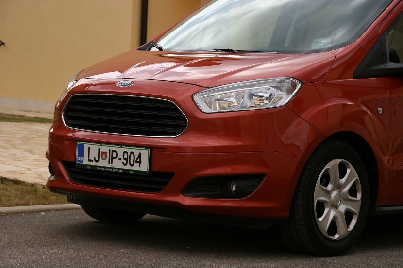 Ford Tourneo Courier 1.0 EcoBoost TitaniumFord Tourneo Courier 1.0 EcoBoost Titanium, mediaspeed test