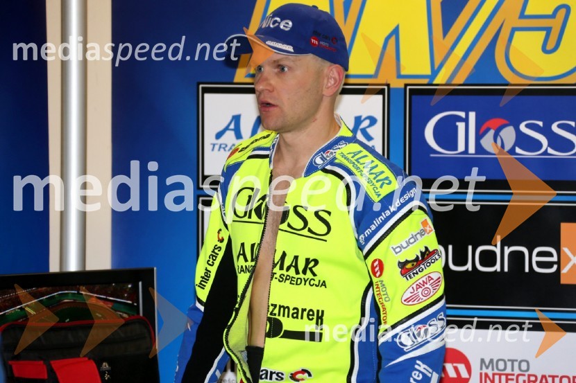 Žagar šesti na Millenniumu