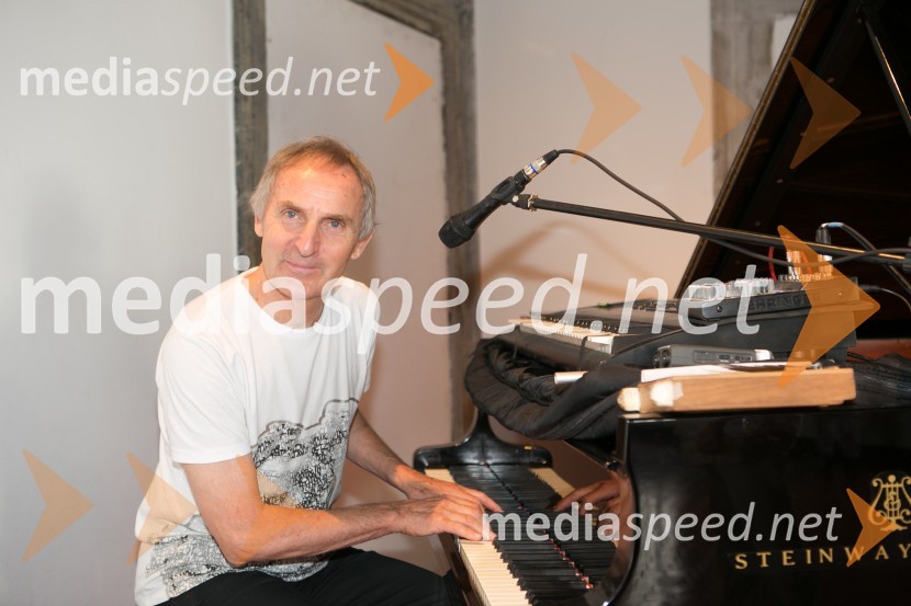  Lado Jakša, fotograf, glasbenikOdprtje razstave del udeležencev XVIII. mednarodne likovne kolonije