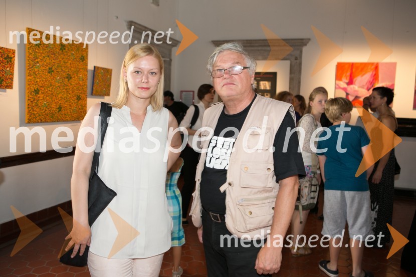  Lučka Šparovec, umetnica;  Lucijan Bratuš, umetnikOdprtje razstave del udeležencev XVIII. mednarodne likovne kolonije