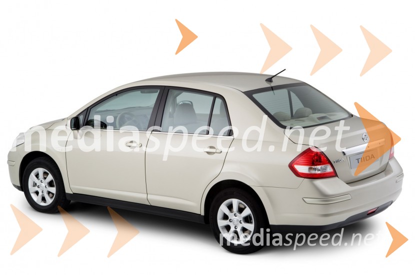 Nissan TiidaNissan Tiida