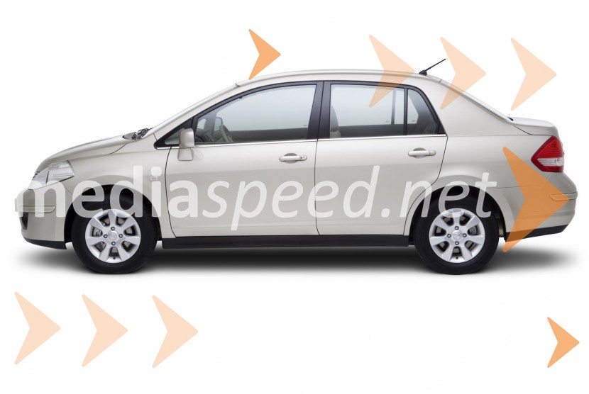 Nissan TiidaNissan Tiida