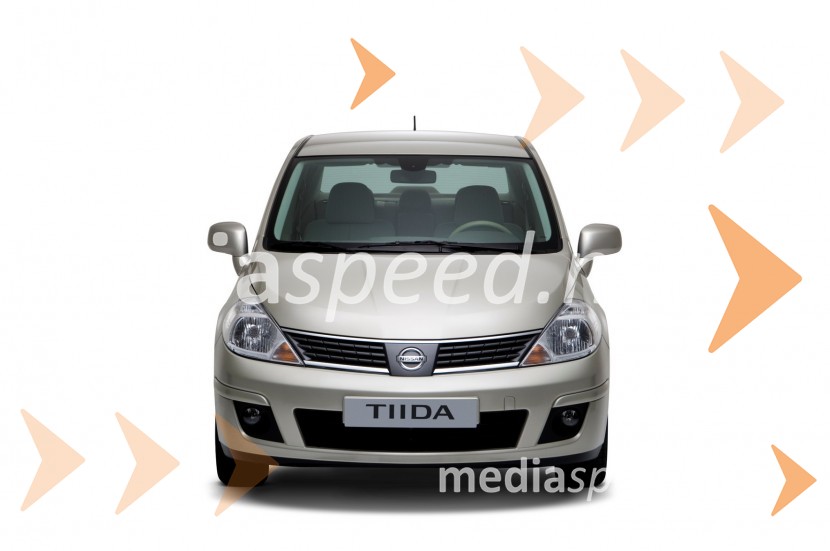 Nissan TiidaNissan Tiida