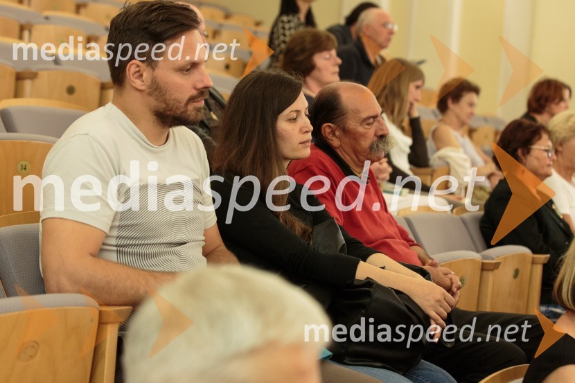 V slogi je moč, komorni godalni orkester Slovenske filharmonije z gosti