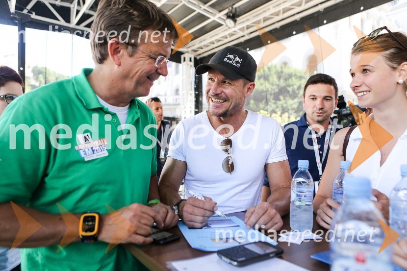  Felix Baumgartner, padalecLjubljana Beach Volley Challenge 2015, petek