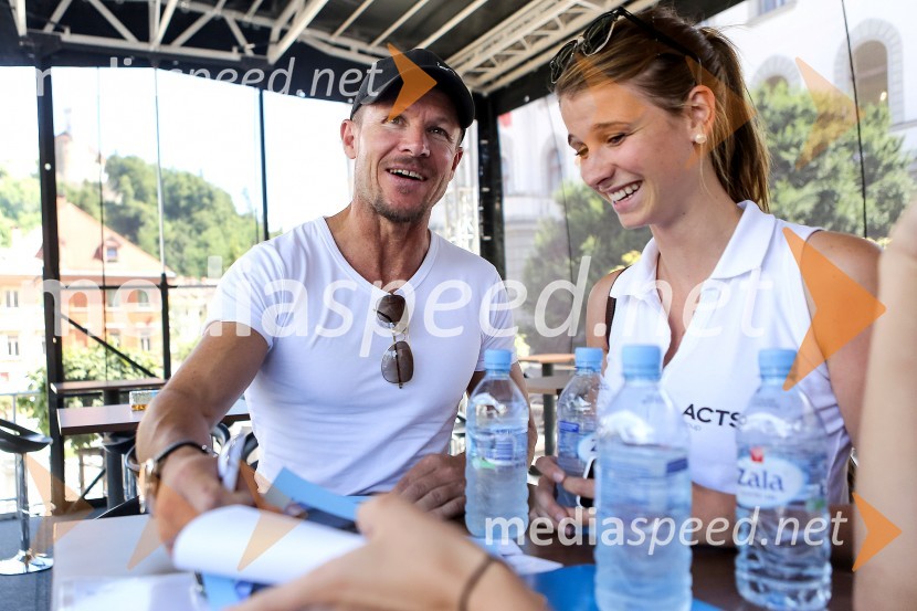  Felix Baumgartner, padalecLjubljana Beach Volley Challenge 2015, petek