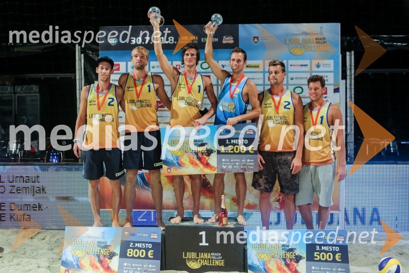  Nejc Zemljak;  Aljoša Urnaut;  Robert Kufa;  Jan Dumek;  Jernej Potočnik, tehnični direktor, Dnevnik;  Simon FrühbauerLjubljana Beach Volley Challenge 2015, sobota