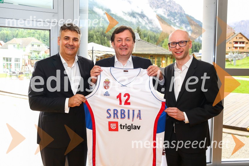  ... ;  ... ;  Benjamin Jošar, član uprave, Zavarovalnica TriglavPodpis sponzorske pogodbe Košarkarsko zvezo Srbije in Skupino Triglav