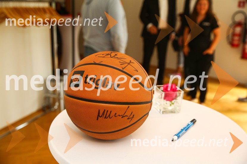 Podpis sponzorske pogodbe Košarkarsko zvezo Srbije in Skupino Triglav