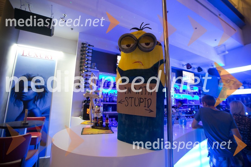 Predpremiera animiranega filma Minioni v Cineplexx KranjMinioni predpremierno v Kranju: Sobotni večer obarvan rumeno