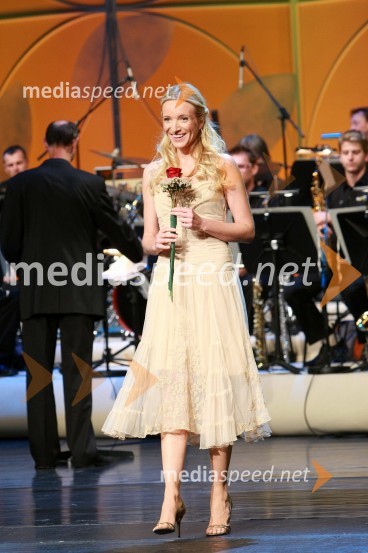 Mojca Mavec, voditeljicaFestival narečnih popevk 2007