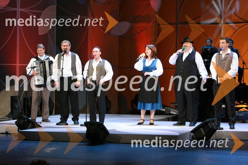 Ansambel DinamikaFestival narečnih popevk 2007