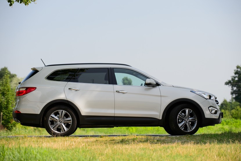 Hyundi Grand Santa Fe 2.2 CRDi 4WD ImpressionHyundai Grand Santa Fe 2.2 CRDi 4WD Impression, mediaspeed test