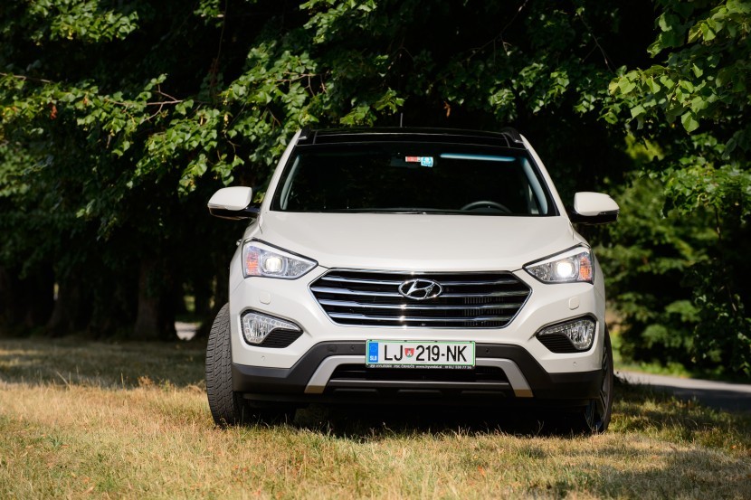 Hyundi Grand Santa Fe 2.2 CRDi 4WD ImpressionHyundai Grand Santa Fe 2.2 CRDi 4WD Impression, mediaspeed test