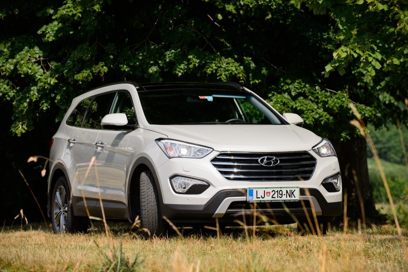 Hyundi Grand Santa Fe 2.2 CRDi 4WD ImpressionHyundai Grand Santa Fe 2.2 CRDi 4WD Impression, mediaspeed test