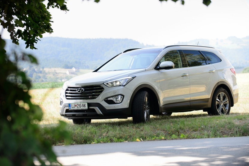 Hyundi Grand Santa Fe 2.2 CRDi 4WD ImpressionHyundai Grand Santa Fe 2.2 CRDi 4WD Impression, mediaspeed test