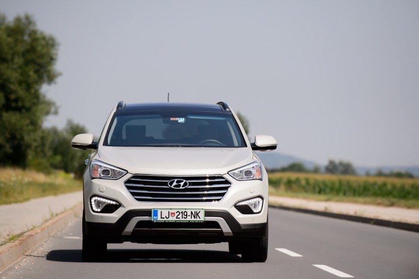 Hyundi Grand Santa Fe 2.2 CRDi 4WD ImpressionHyundai Grand Santa Fe 2.2 CRDi 4WD Impression, mediaspeed test