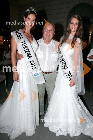  Anja Antič, Miss Turizma 2015, druga spremljevalka Miss Alpe Adria;  Srečko  Čož, pesnik;  Anja Kamerički, 2. spremljevalka, Miss Turizma 2015Miss Turizma 2015 je Anja Antič