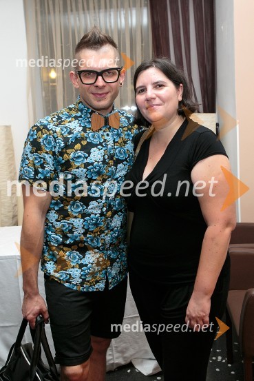  Klemen Bunderla, radijski voditelj, radio Aktual;  Teja Pelko, novinarka, POP TVMiss Turizma 2015 je Anja Antič