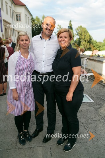  Valentina Pintarič, Gostilna Rajh;  Drago Dervarič, direktor, Saubermacher Komunala Murska Sobota;  Tanja Pintarič, Gostilna RajhSalon Traminec 2015