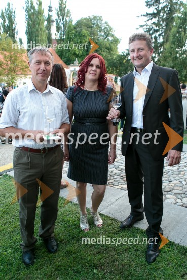  Stanko  Rojko, župan občine Gornja Radgona;  Magda Steyer, Hiša dišečega traminca Steyer;  Danilo Steyer, Hiša dišečega traminca SteyerSalon Traminec 2015