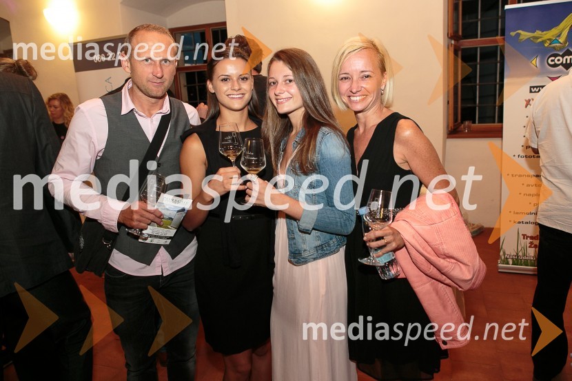  Ignac Sobočan;  ... ;  ... ; mag. Severin Sobočan, direktorica občinske uprave ApačeSalon Traminec 2015