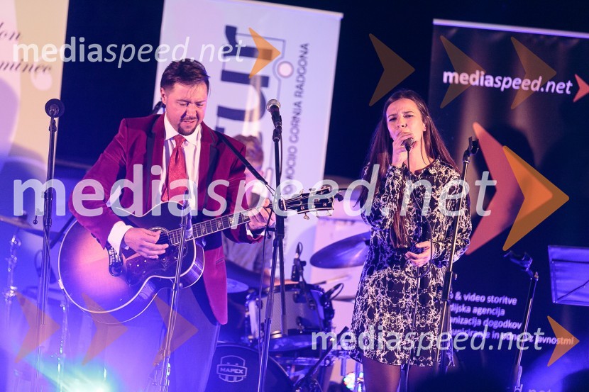  Gal Gjurin, glasbenik;  Severa Gjurin, glasbenicaSalon Traminec 2015