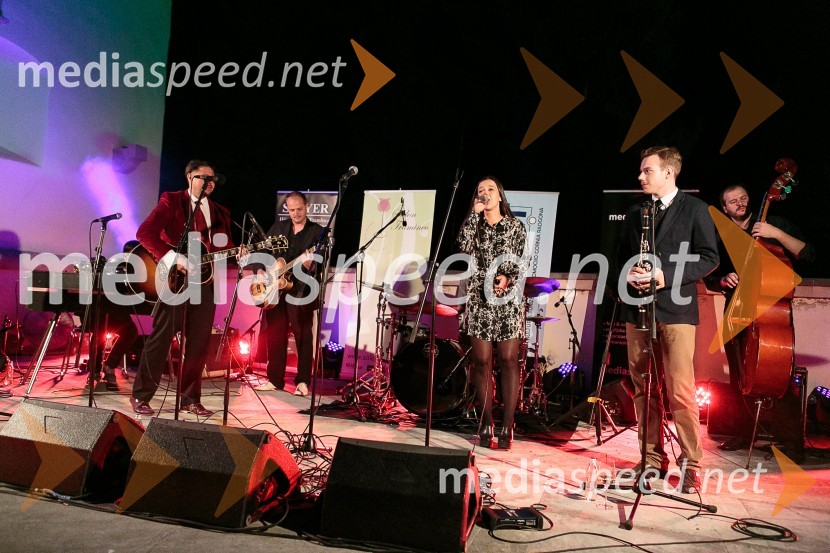  Gal Gjurin, glasbenik;  ... ;  Severa Gjurin, glasbenica;  ... Salon Traminec 2015