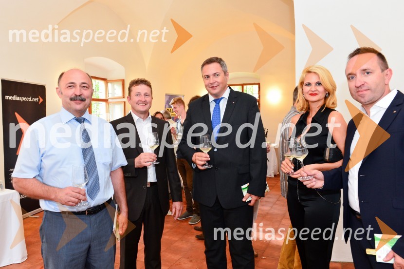  Branko Kramberger, dekan, Fakulteta za kmetijstvo in biosistemske vede, Univerza v Mariboru;  Danilo Steyer, Hiša dišečega traminca Steyer; mag. Dejan Židan, minister za kmetijstvo, gozdarstvo in prehrano, predsednik stranke SD; mag. Norma Bale, pisateljica, direktorica Kultprotur;  Borut  Cvetko, kreativni direktor MediaspeedSalon Traminec 2015