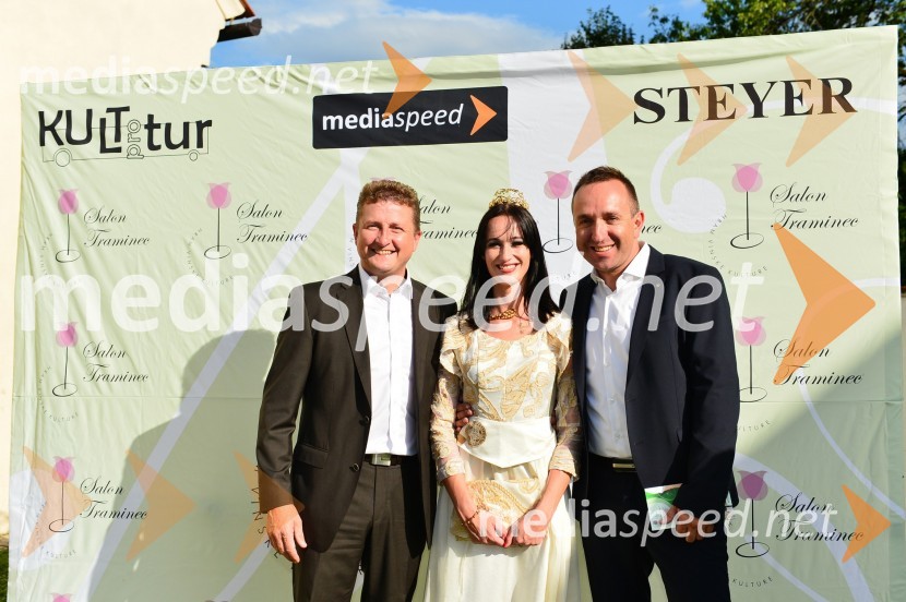  Danilo Steyer, Hiša dišečega traminca Steyer;  Sandra Vučko, Vinska kraljica Slovenije 2015;  Borut  Cvetko, kreativni direktor MediaspeedSalon Traminec 2015