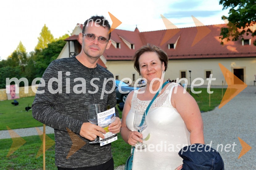  Alan Kavčič, predstavnik za odnose z javnostmi SNG Maribor;  Vanja Borovac, samostojna svetovalka za promocijo, Univerza v MariboruSalon Traminec 2015