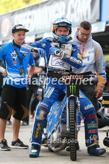  Matej Žagar, speedwayist (Slovenija)Žagar pred dirko na domačem terenu