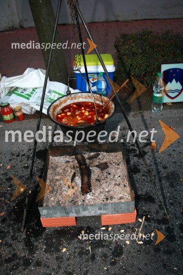 Kuhanje bogračaBogračfest 2007