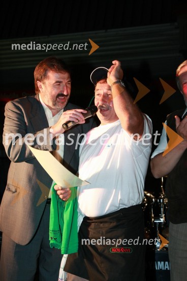 Geza Farkaš in Tibor Gerenčer, kuhar zmagovalne ekipe ArtexBogračfest 2007
