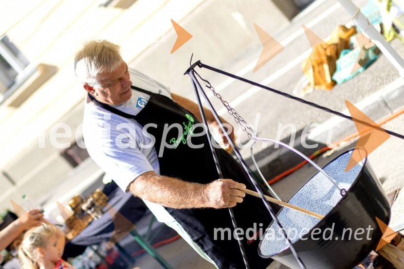 Bogračfest 2015Bogračfest 2015 postregel z rekordnim številom obiskovalcev in tekmovalnih ekip