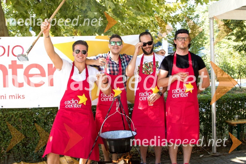  Tim Kores - Kori, glasbenik;  ... ;  Marko Kocjan - Emkej, glasbenik;  Boštjan Klun, Klun komunikacijeBogračfest 2015 postregel z rekordnim številom obiskovalcev in tekmovalnih ekip