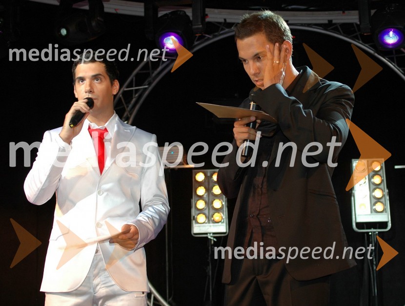 Adel Djutovič in Mario Valentič, voditelja prireditvePesem poletja 2007