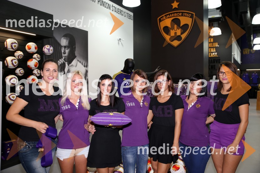 Vijol'čna bajta 2, otvoritev trgovine